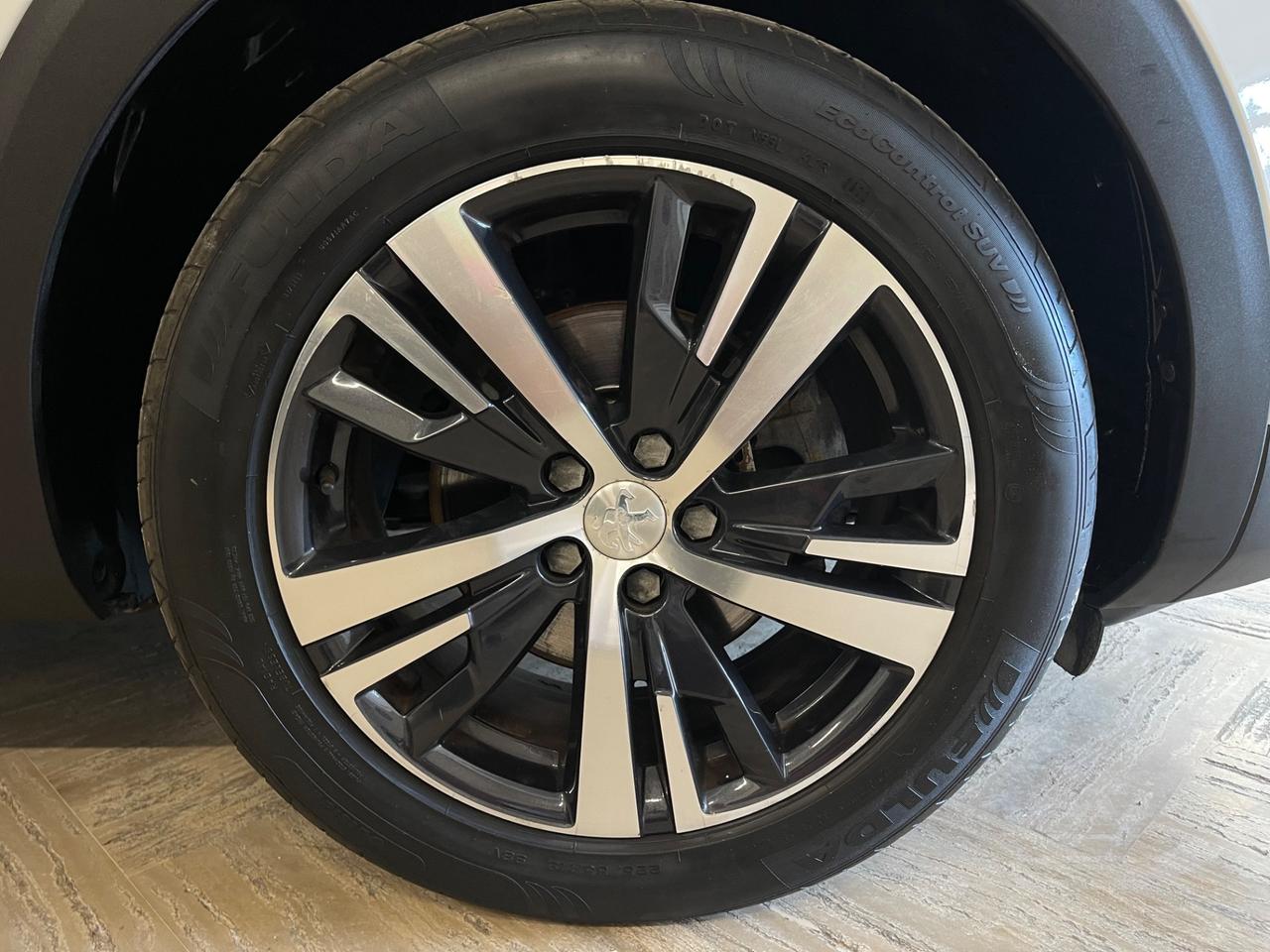 PEUGEOT 3008 ALLURE 1.5 130CV LED Navy Cam 2019