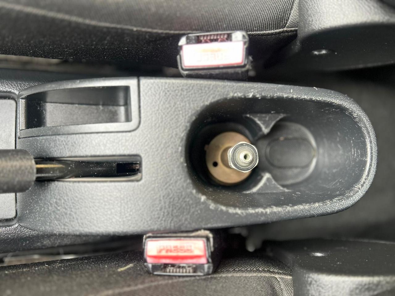 Peugeot 207 Anno 2013 1.4 BENZ/GPL 75CV