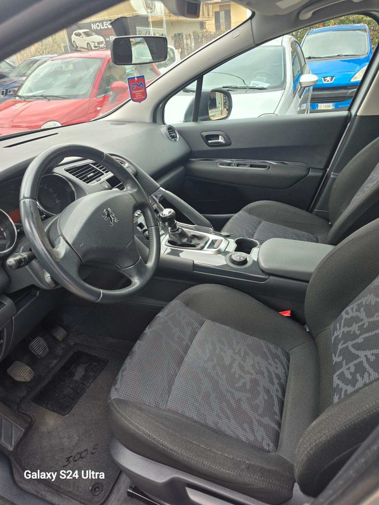 Peugeot 3008 1.6 HDi 110CV