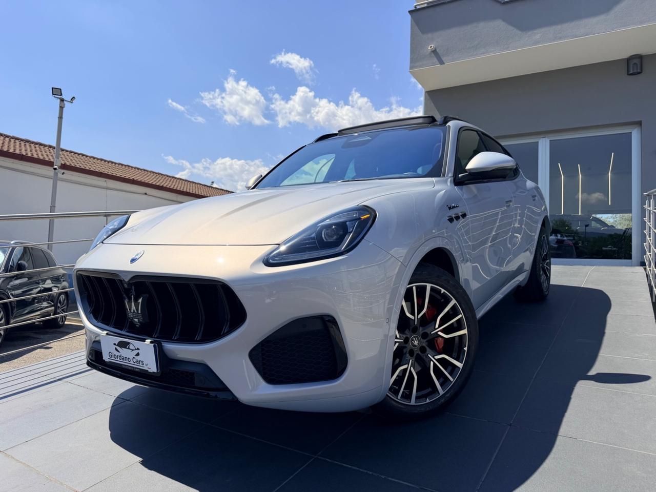 Maserati Grecale Modena 2.0 MHEV 330cv tetto