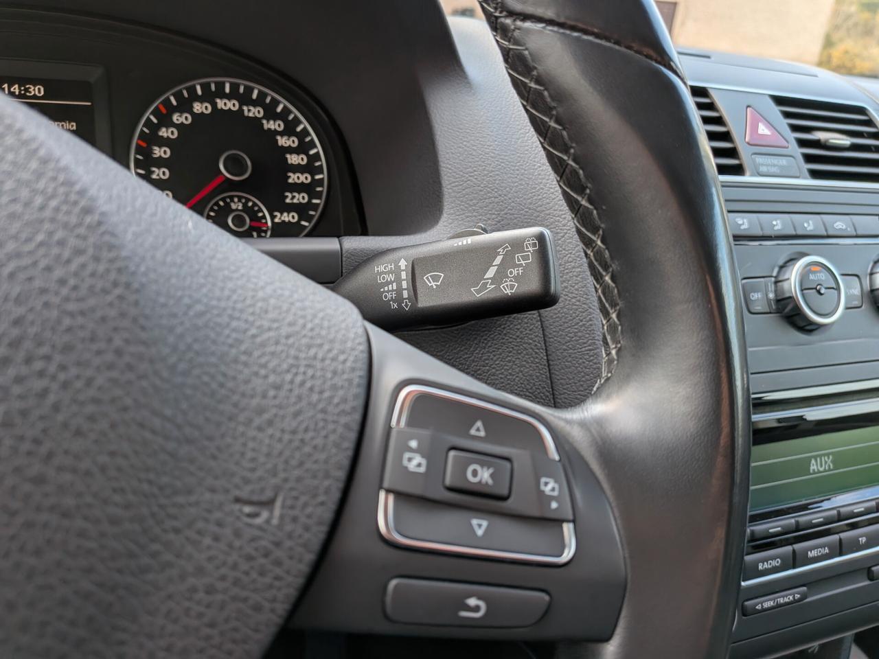 VW TOURAN 1.6 TDI 105CV 7 POSTI