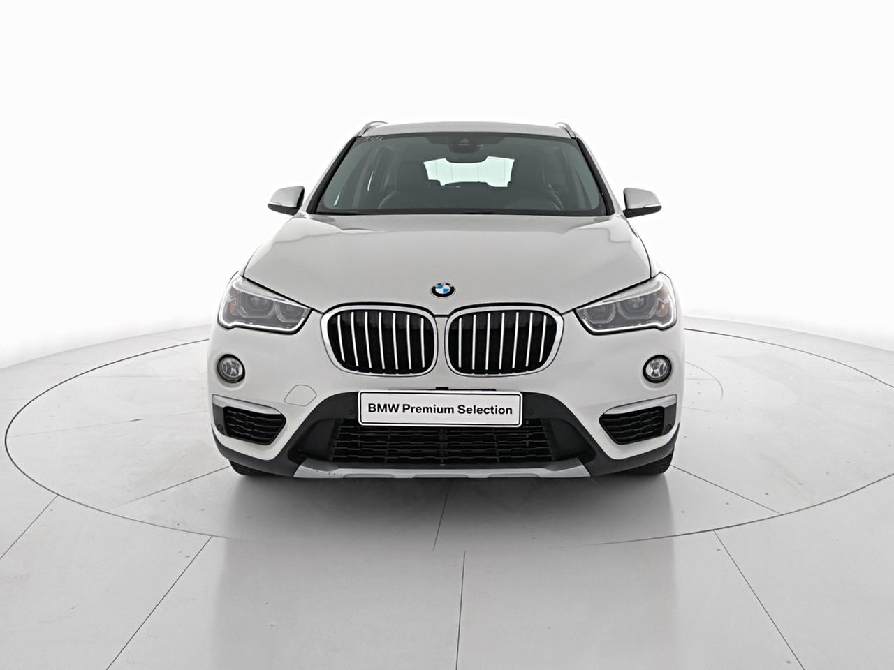 BMW X1 (F48) sDrive18d xLine