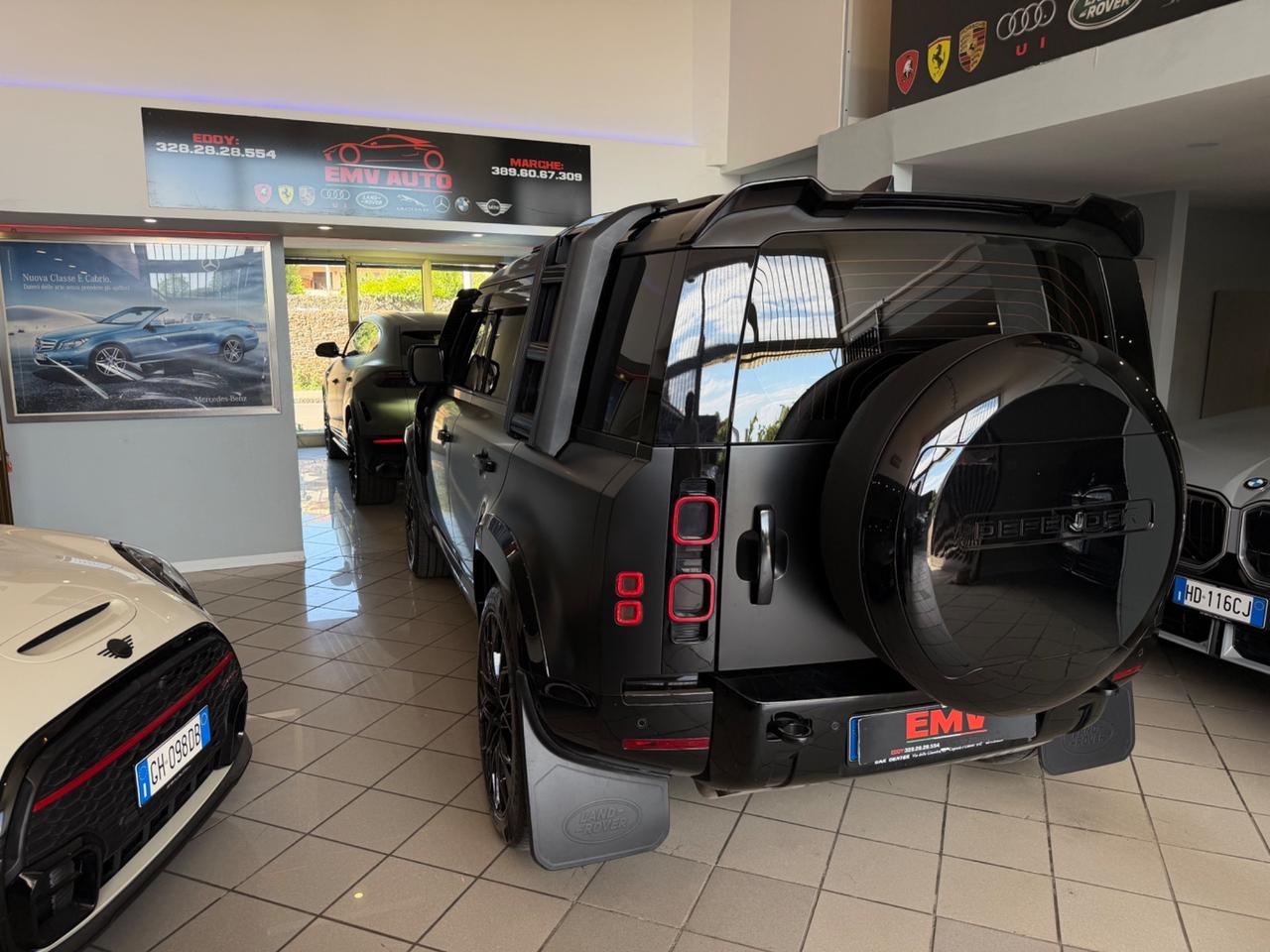 Defender 110 2.0 SD4 240CV AWD Auto 72 Yrs. WEB Edition