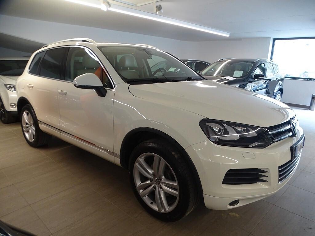 VW Touareg 3.0 TDI 4x4 gancio Alu 20