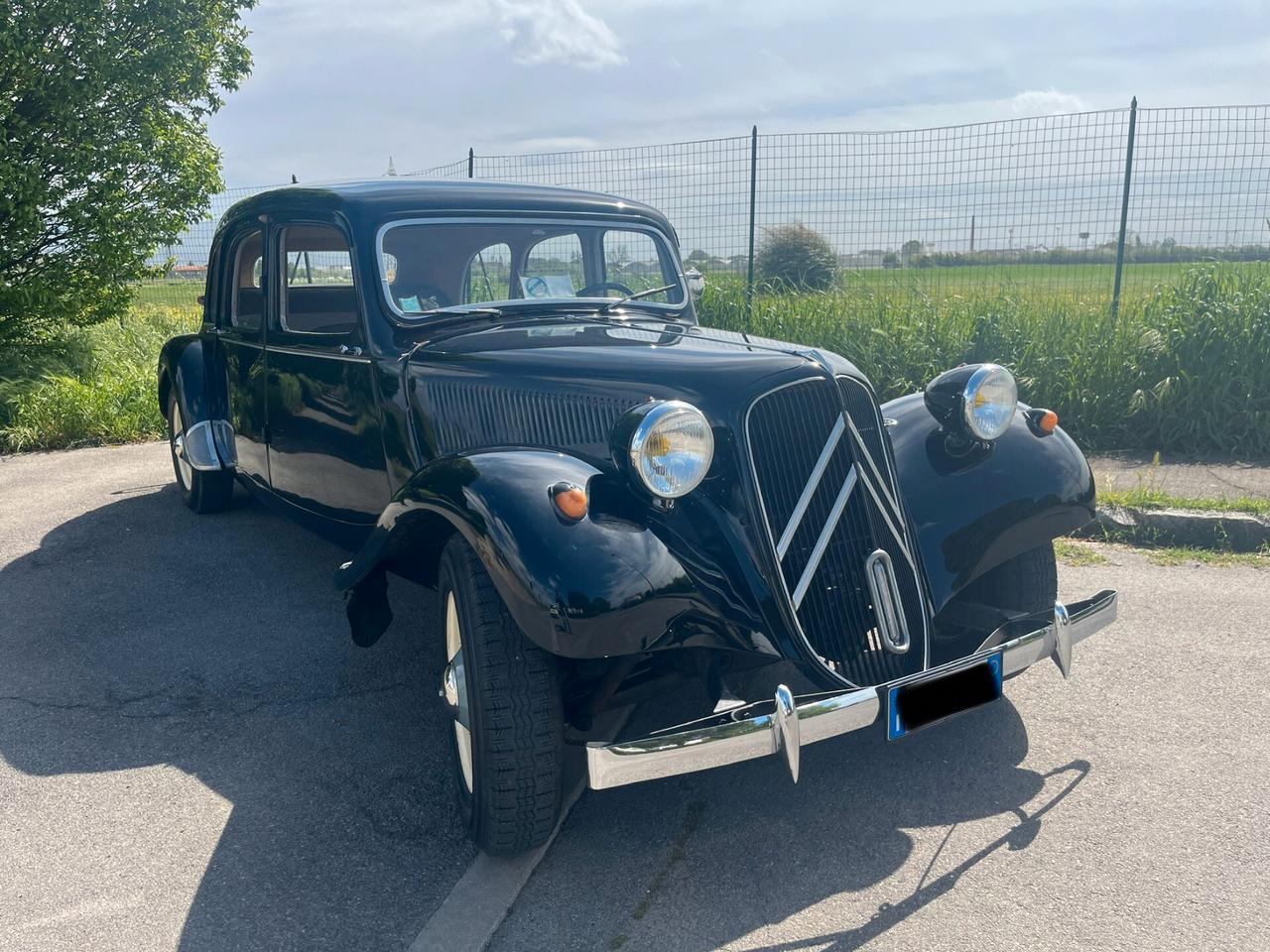 Citroen Traction Avant 11B lunga 8 Posti