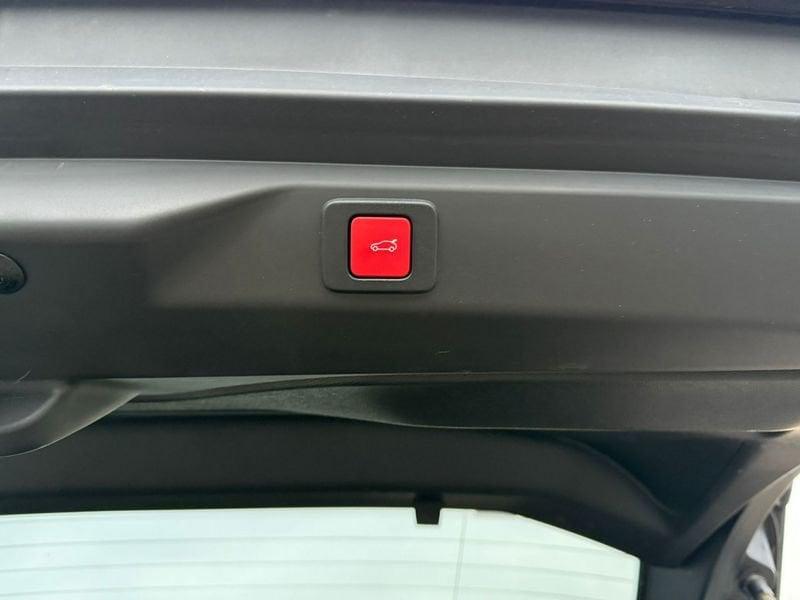 Peugeot 3008 3008 1.2 hybrid GT 145cv “BICOLORE “