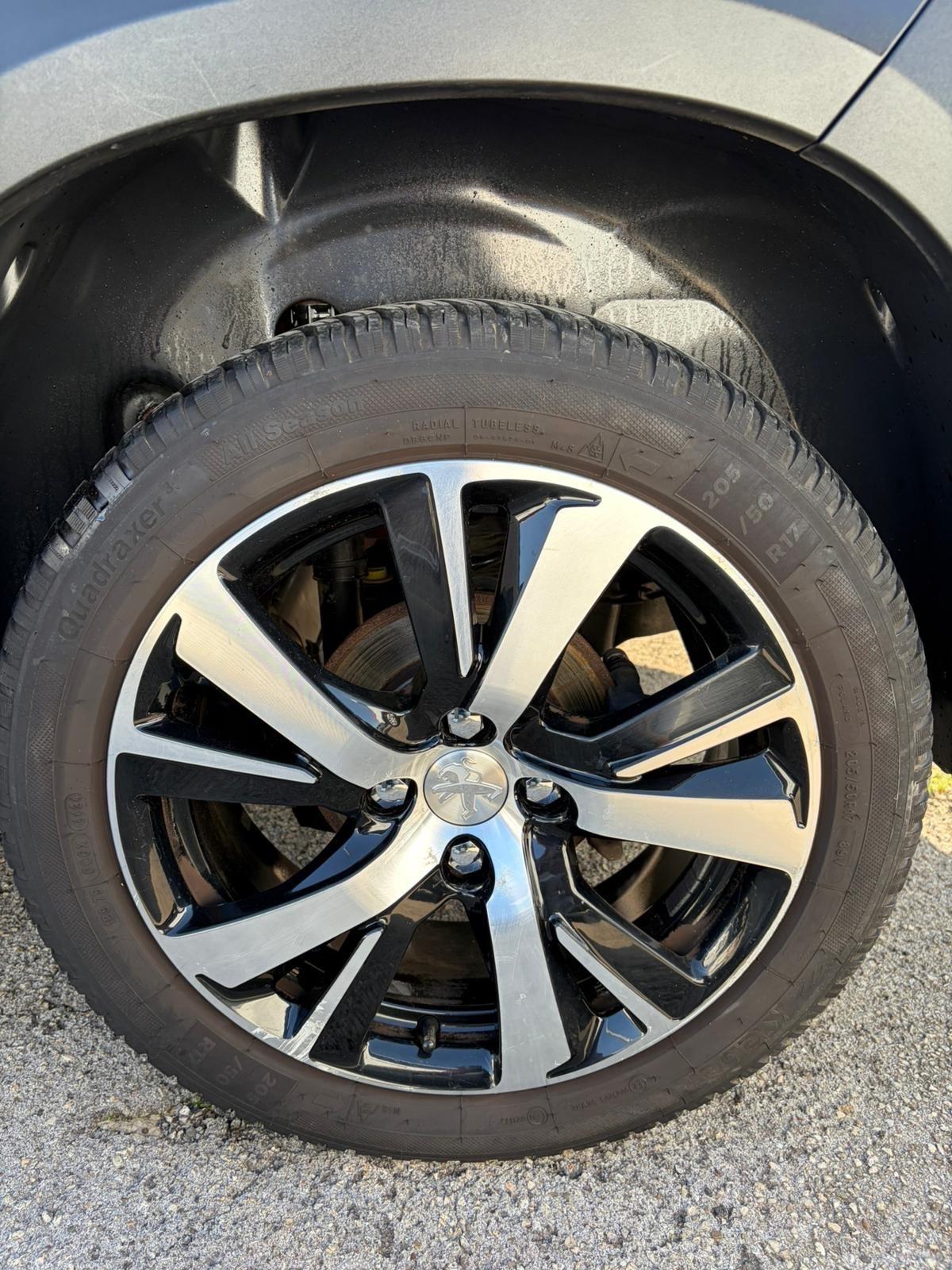 Peugeot 2008 BlueHDi 100 GT Line