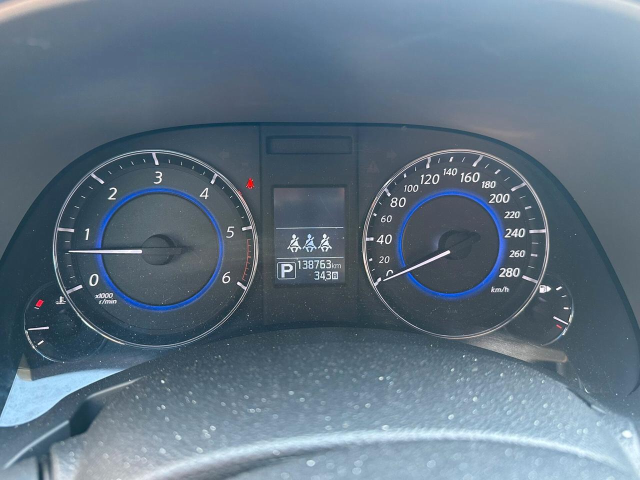 Infiniti QX70 3.0 diesel V6 AT GT Premium