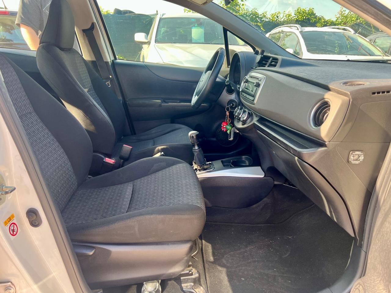Toyota Yaris 1.0 5 porte Lounge