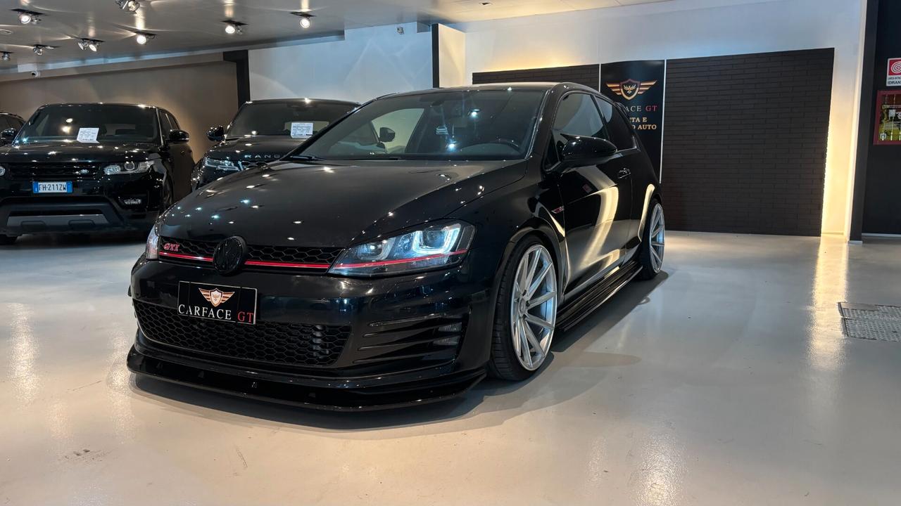 VOLKSWAGEN GOLF GTI 2.0 BENZINA 230CV - 2014