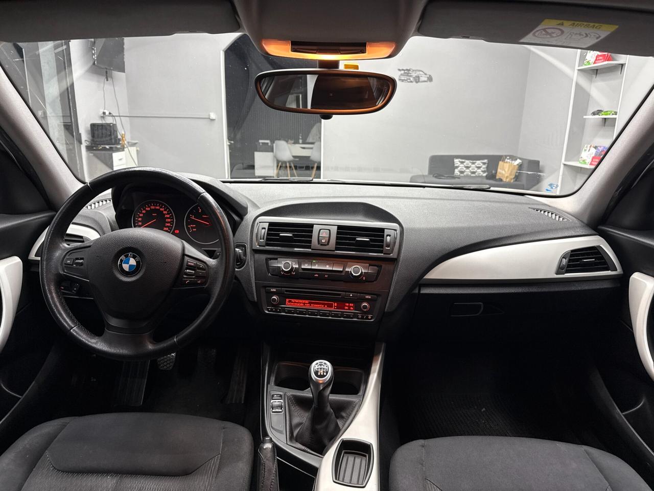 Bmw 114 114d 5p. Joy