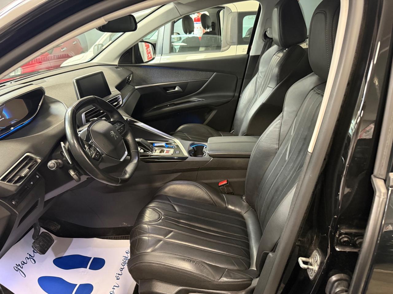 Peugeot 3008 BlueHDi 130 S&S Allure EAT8