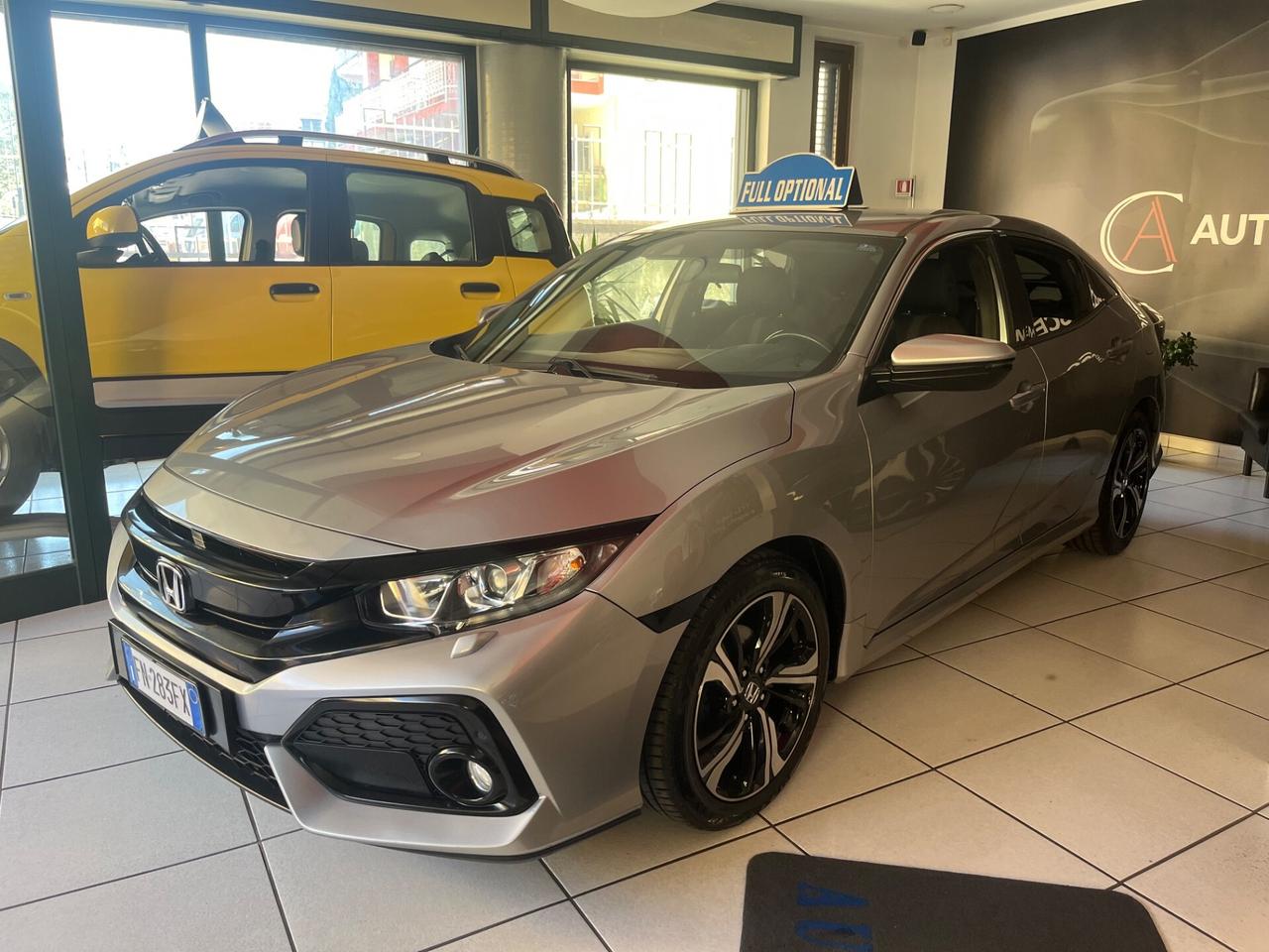 Honda Civic 1.0T 5 porte Executive Premium
