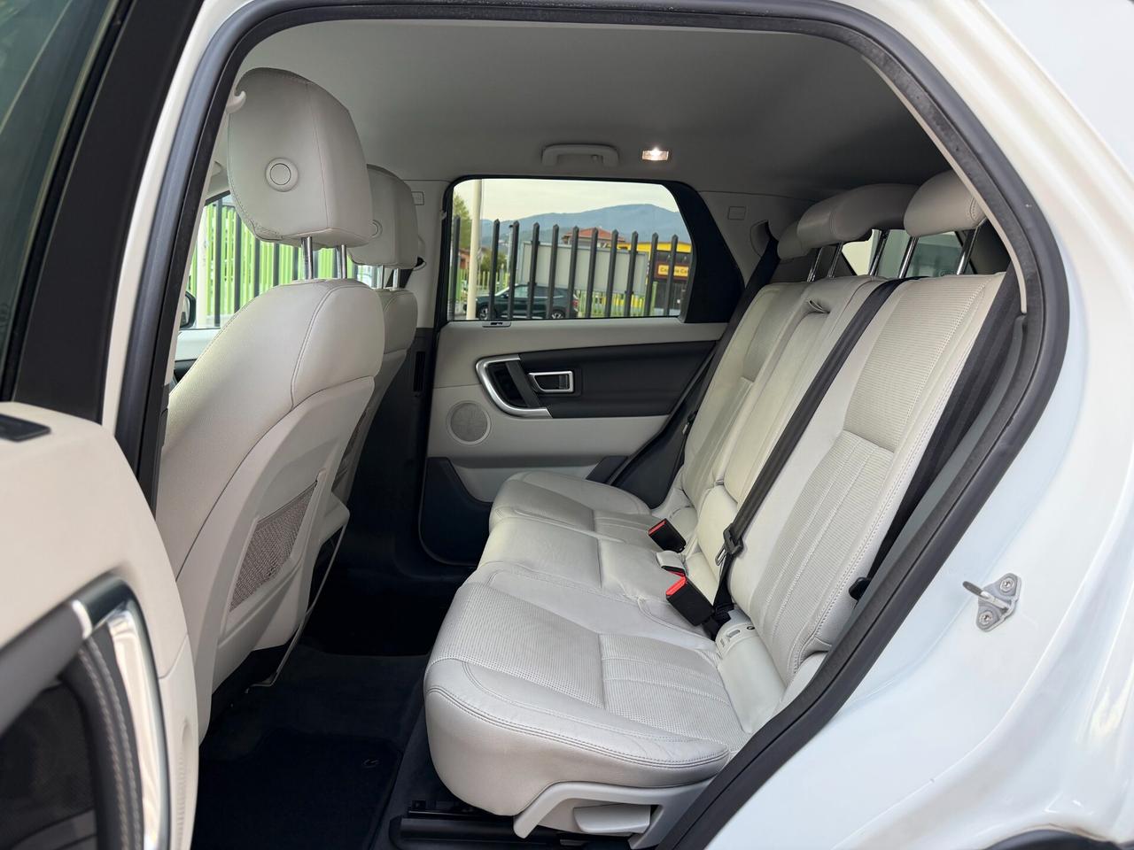 Land Rover Discovery Sport 2.0 TD4 150 CV HSE