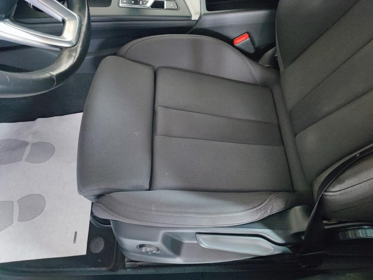 Audi A4 Avant 35 TDI/163 CV S tronic Business Sport