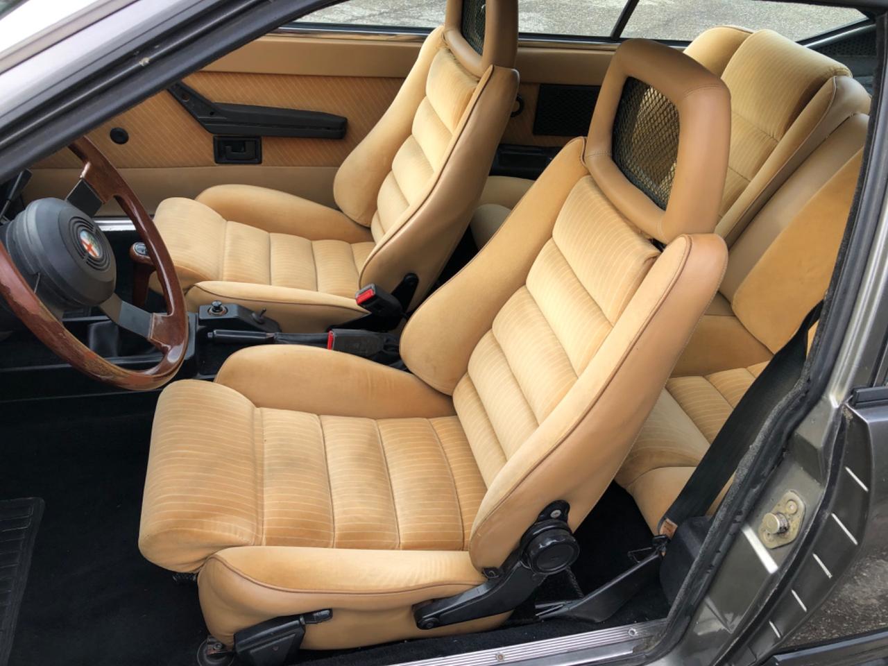 Alfa Romeo Alfetta GTV 2.0