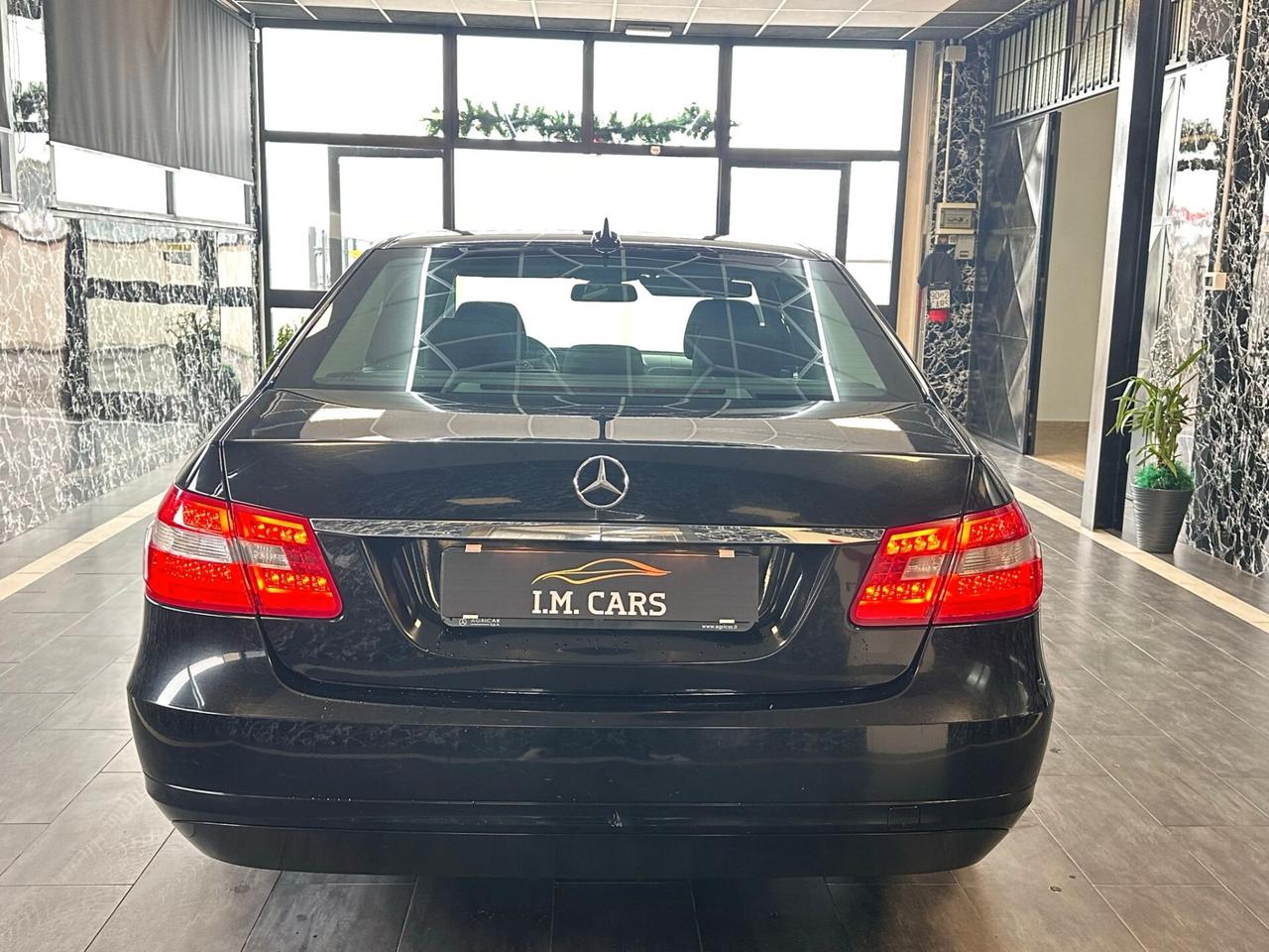 Mercedes-benz E 200 CDI BlueEFFICIENCY Elegance