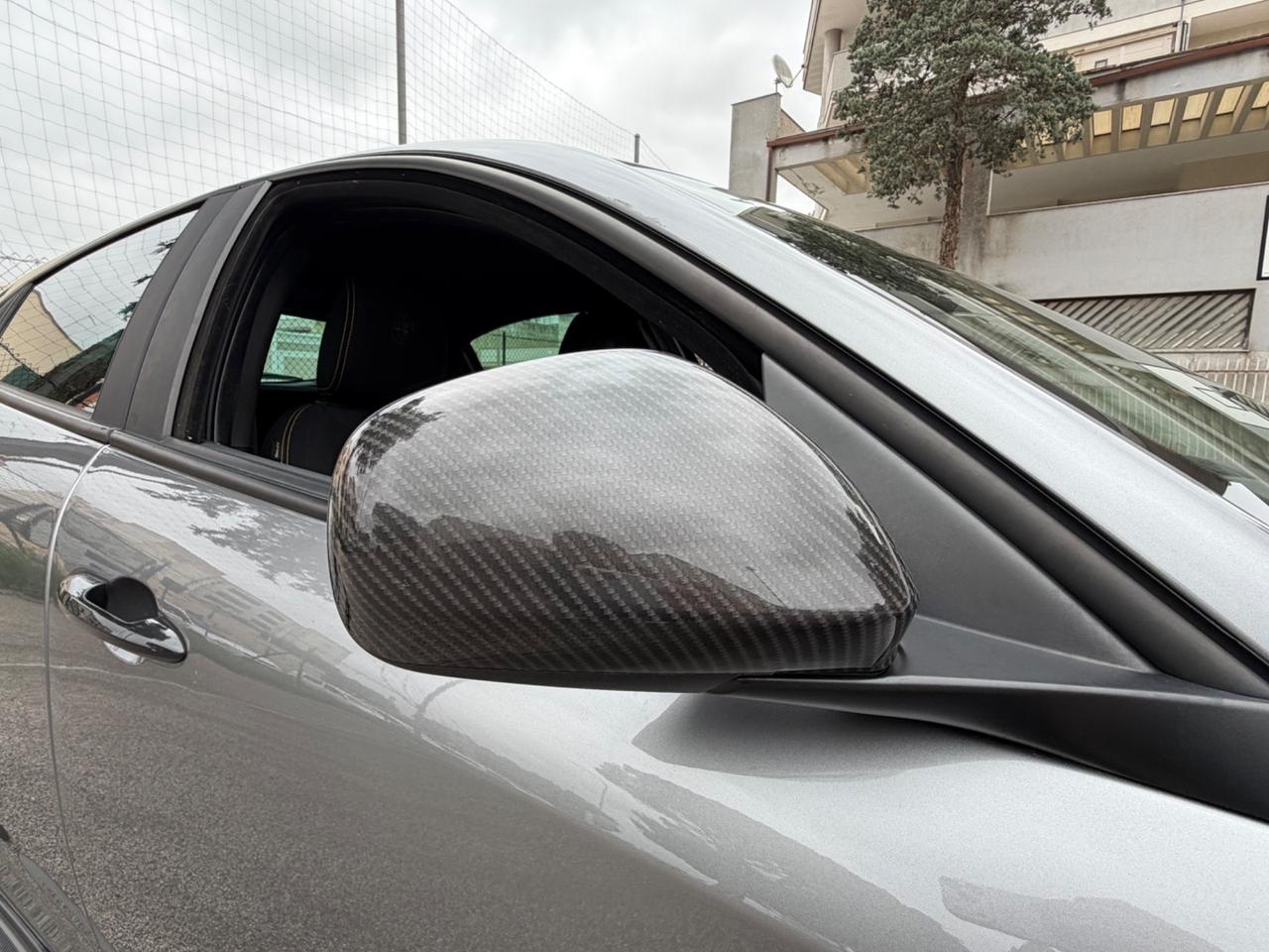 Alfa Romeo Giulietta Sport Carbon look