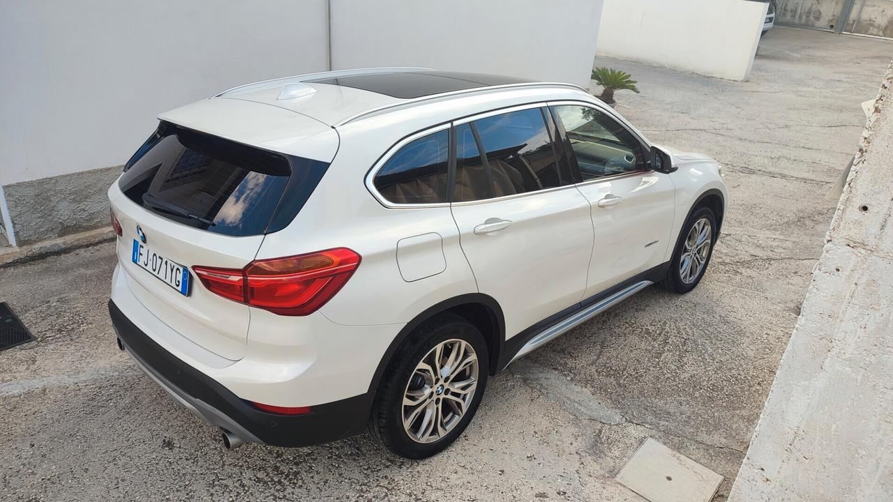 BMW X1 Xdrive - TETTO APRIBILE -bianco perla