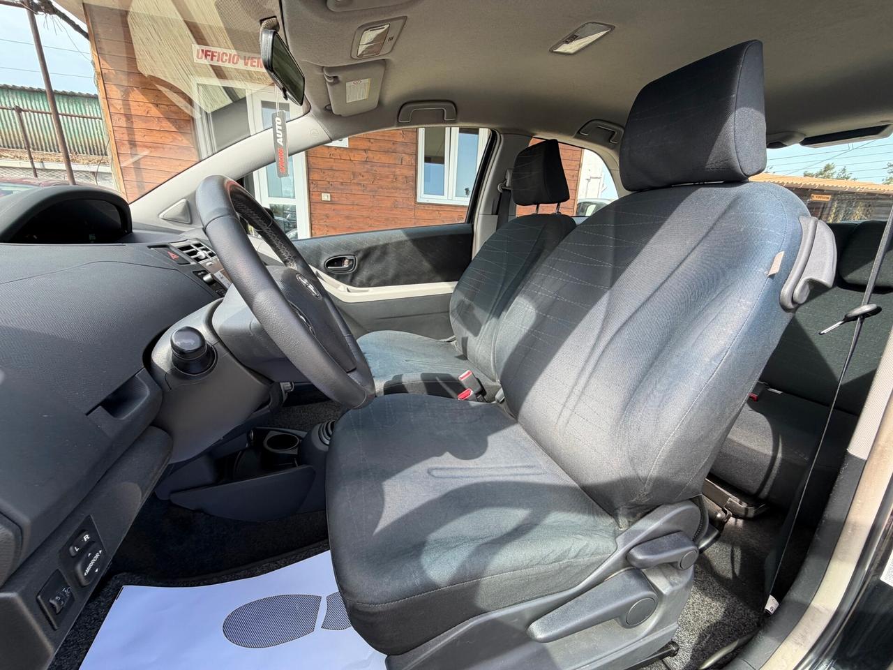 TOYOTA Yaris 1.0 Benzina 3p. NEOPATENTATI