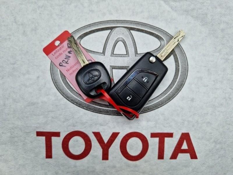 Toyota Yaris 4ª serie 1.5 Hybrid 5 porte Trend