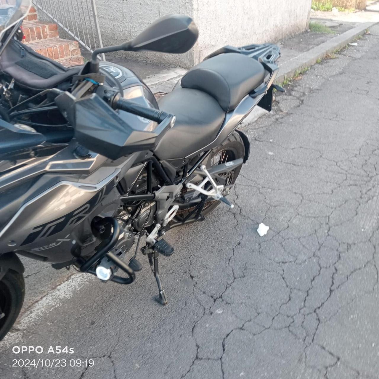 BENELLI TRK 502X