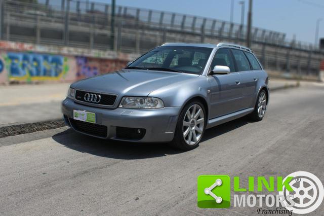 AUDI RS4 B5