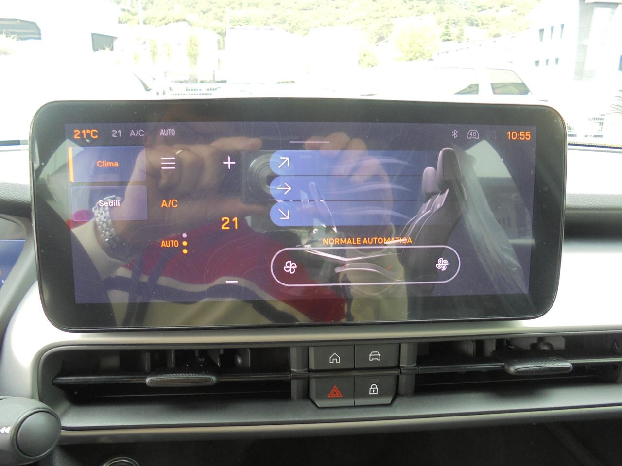 Jeep Avenger 1.2 Turbo 136 CV MHEV 4xe Upland