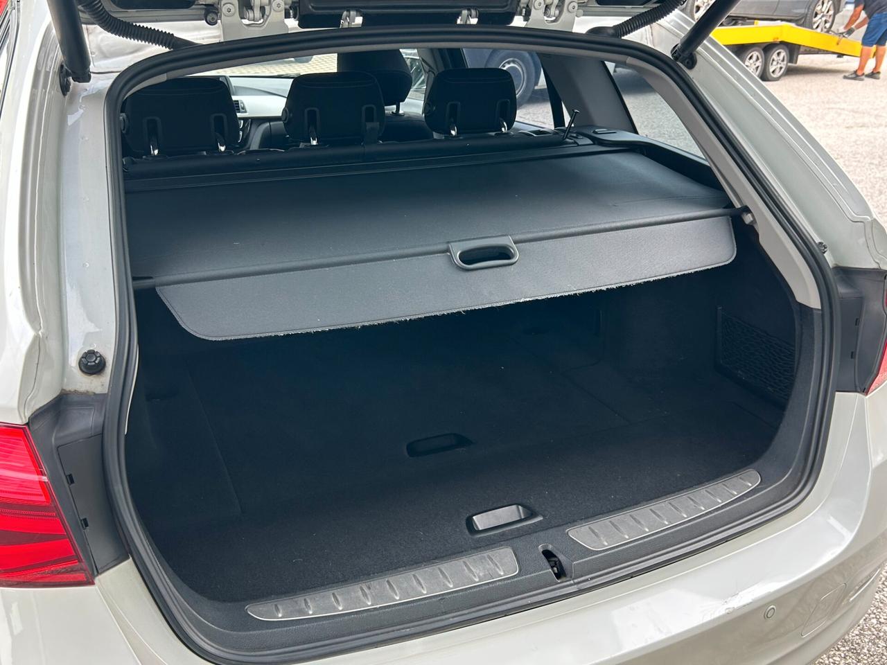 Bmw 320d xDrive Touring Sport 4x4