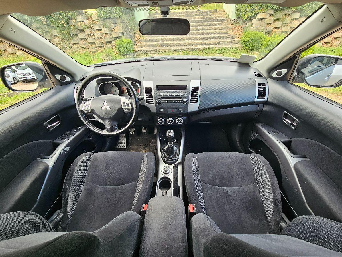MITSUBISHI OUTLANDER 2.0 DIESEL 7 POSTI 4WD GARANZIA