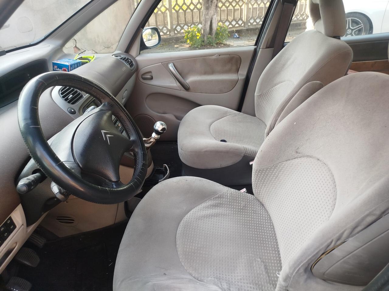 Citroen C4 1.6 HDi 90CV Elegance