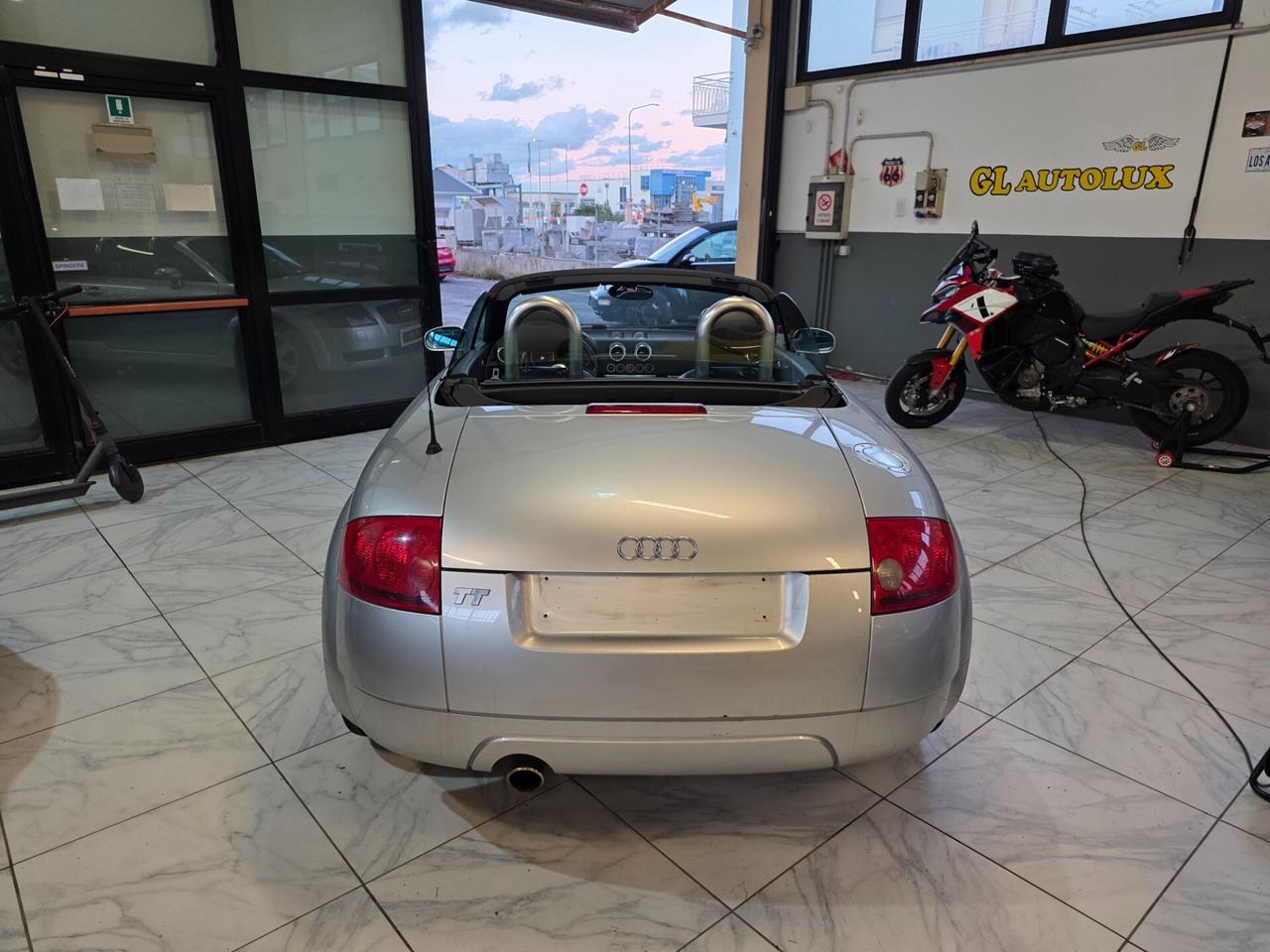 Audi TT Roadster 1.8 T 20V 179 CV cat