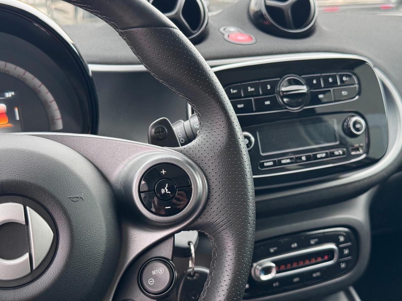 Smart ForFour 90 0.9 Turbo twinamic Passion TETTO PANO TAGLIANDI MERCEDES
