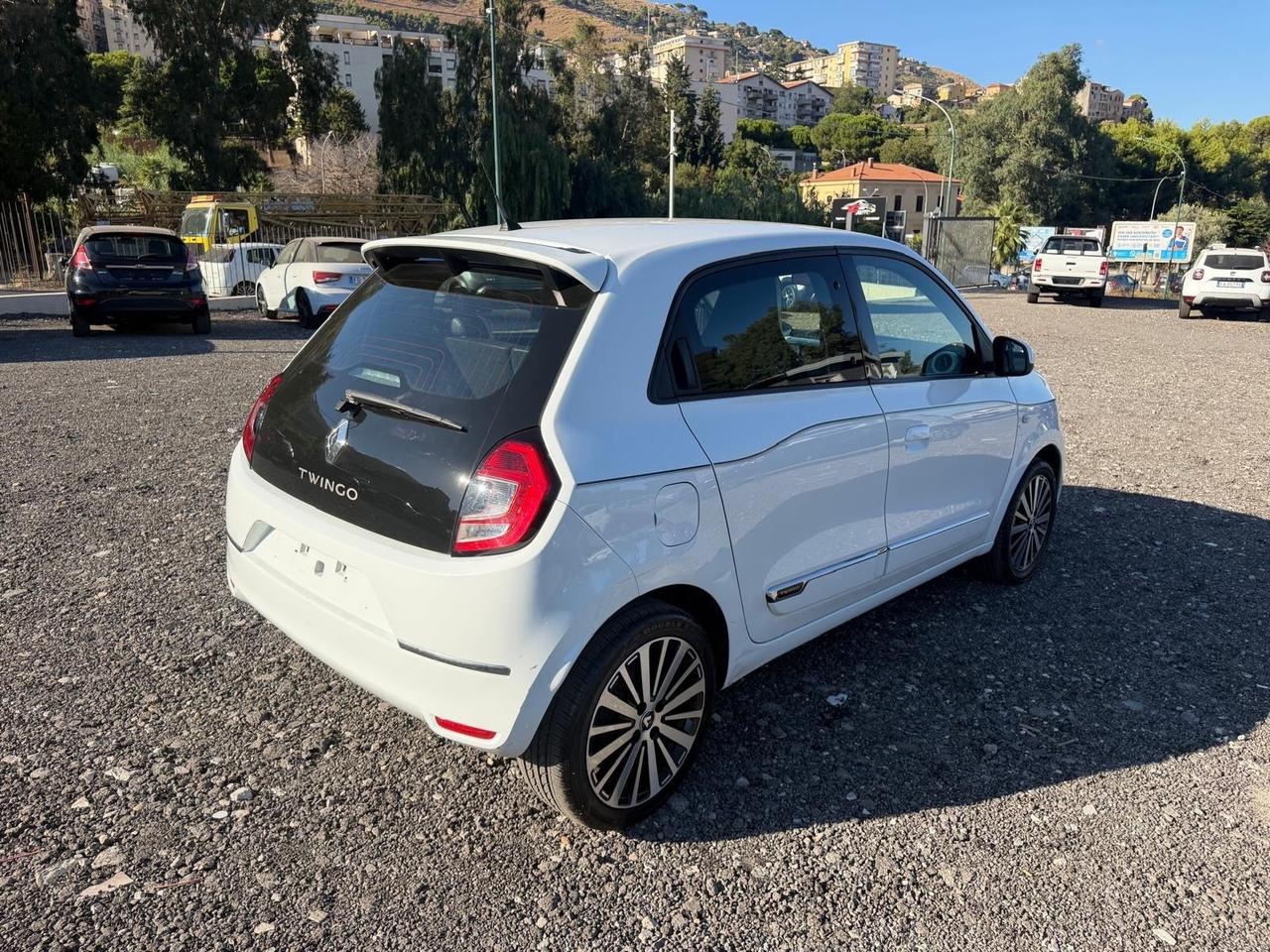 Renault Twingo SCe 65 CV Signature