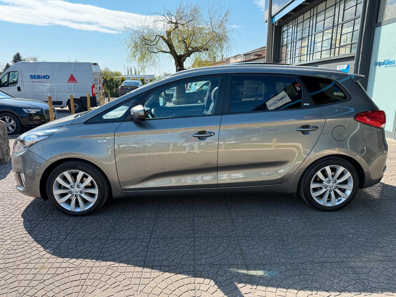 Kia Carens 1.7 CRDi 115 CV Class 7 POSTI