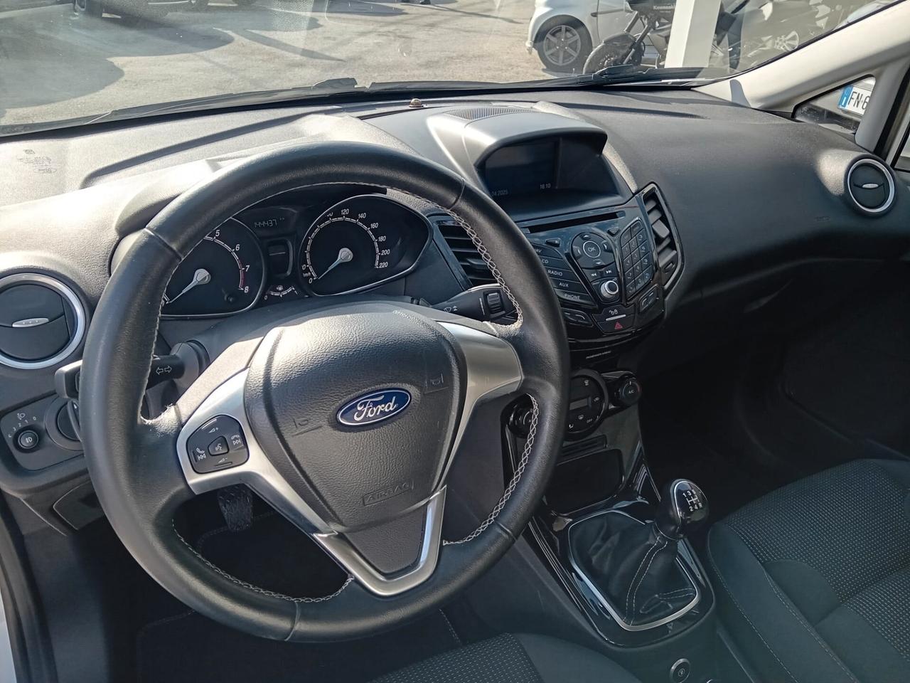 Ford Fiesta 1.4 5 porte Bz.- GPL