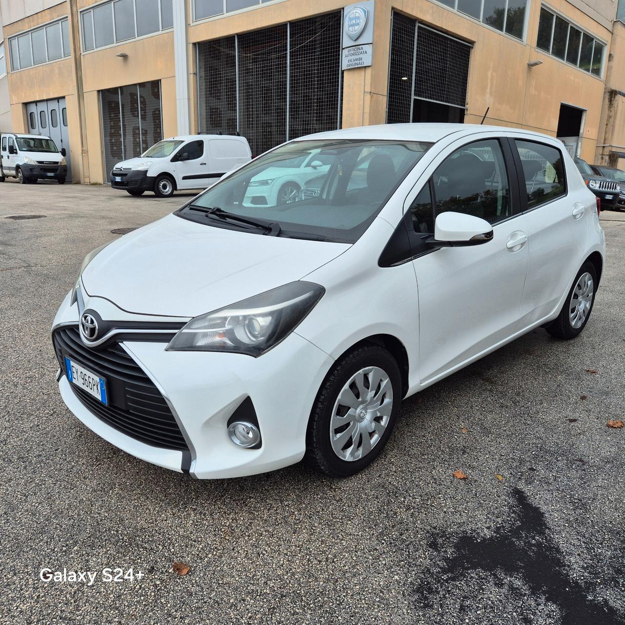 Toyota Yaris 1.0 5 porte Active NEOPATENTATI