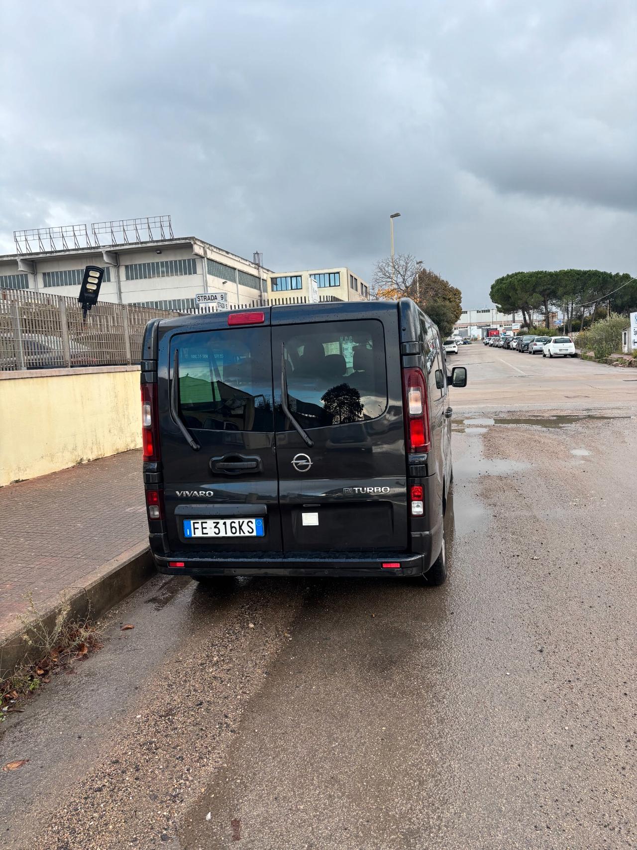 Opel Vivaro 9 POSTI 1.6 DIESEL 2016