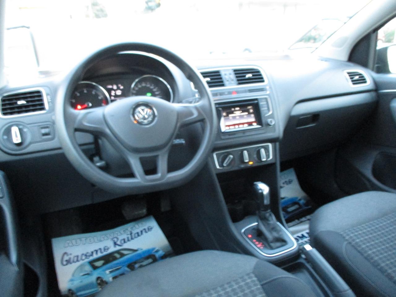 Volkswagen Polo 1.2 TSI DSG 5p. MOLTO BELLA 2015