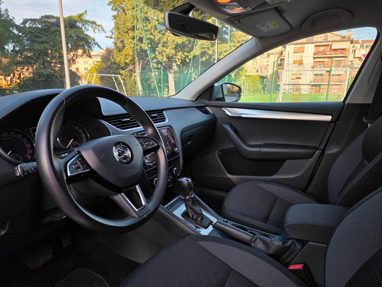 Skoda Octavia 1.6 TDI 115CV DSG Wagon