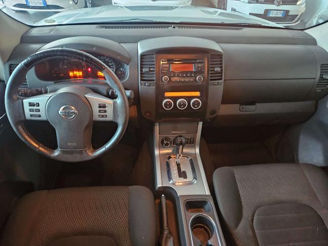 Nissan Navara 2.5 dci d.cab LE PLUS AUTOMATICO 4X4