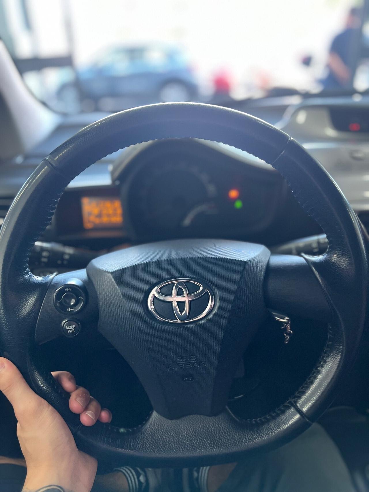 Toyota iQ 1.0 Multidrive