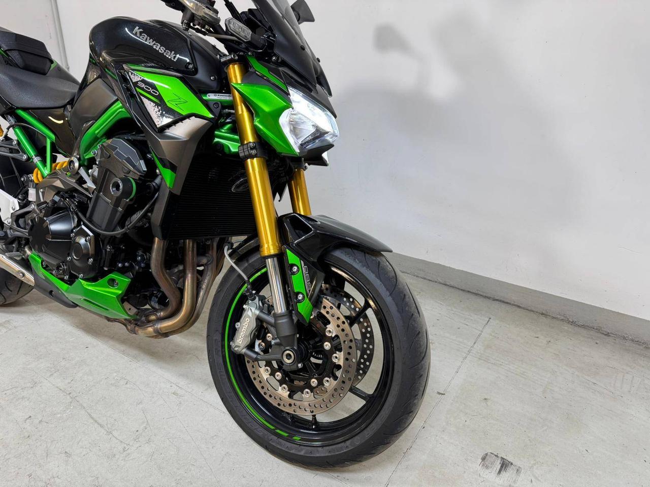 KAWASAKI Z 900