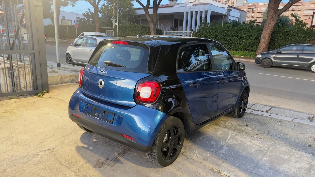 Smart ForFour 70 1.0 Passion