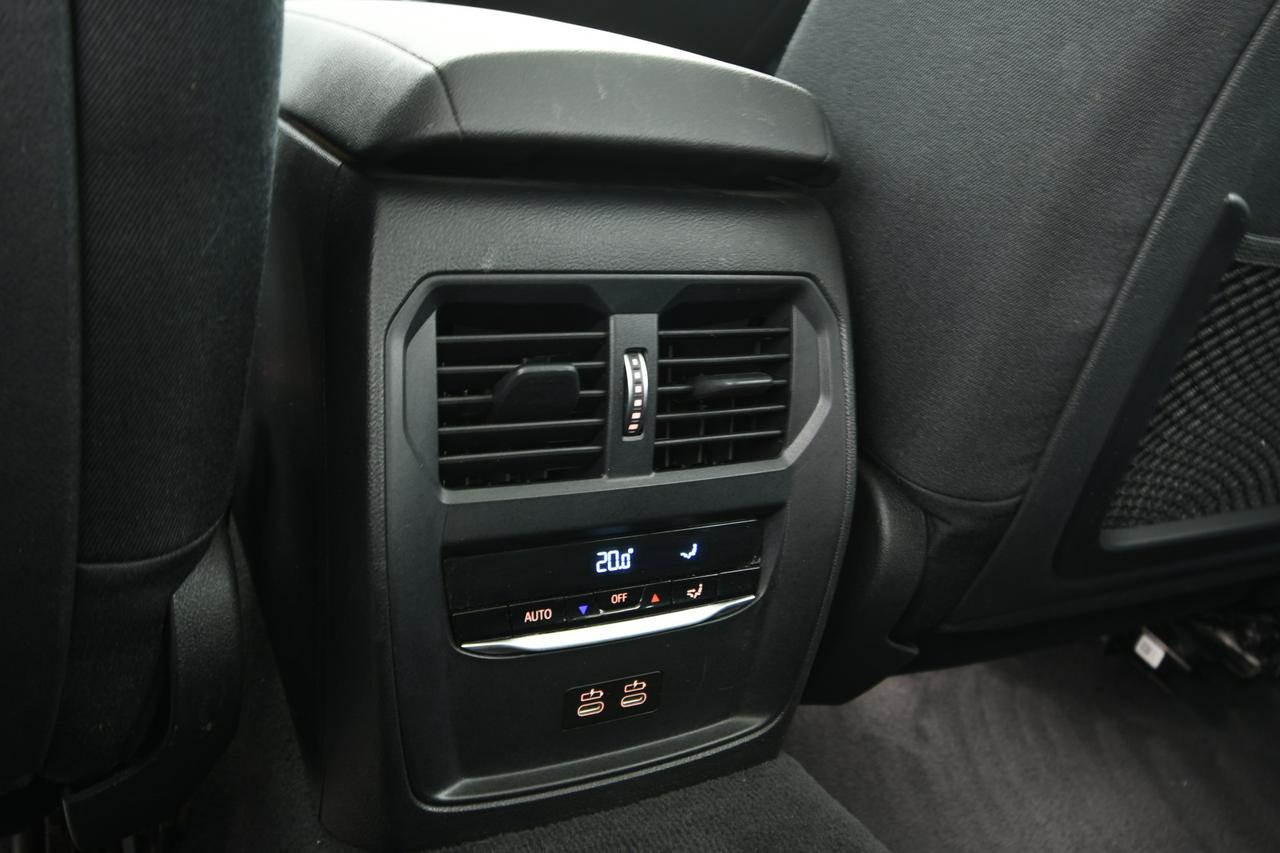 BMW 320d Touring mhev 48V Business Advantage auto