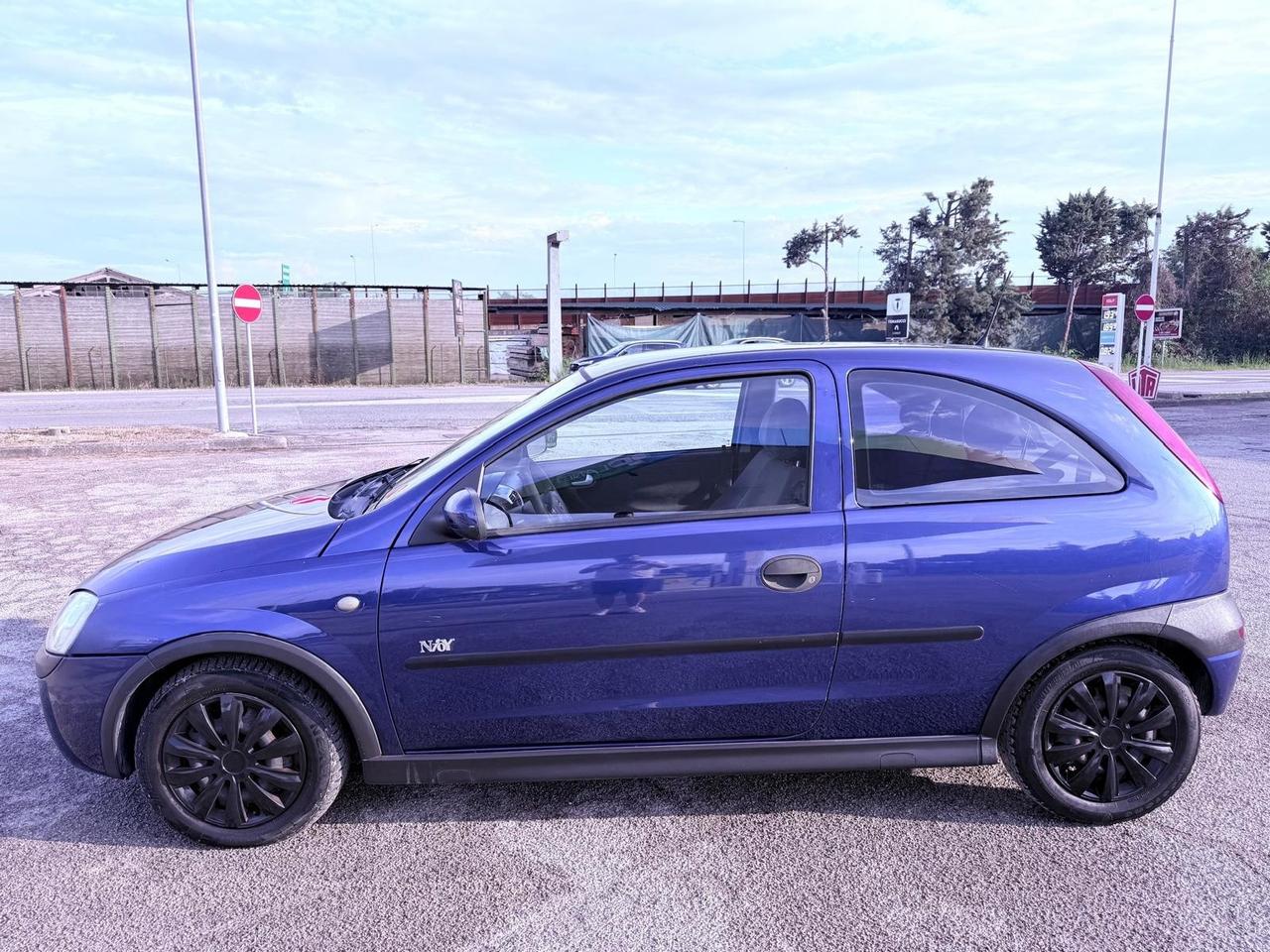 Opel Corsa 1.2i 16V cat 3p. Sport Ok neopatentati