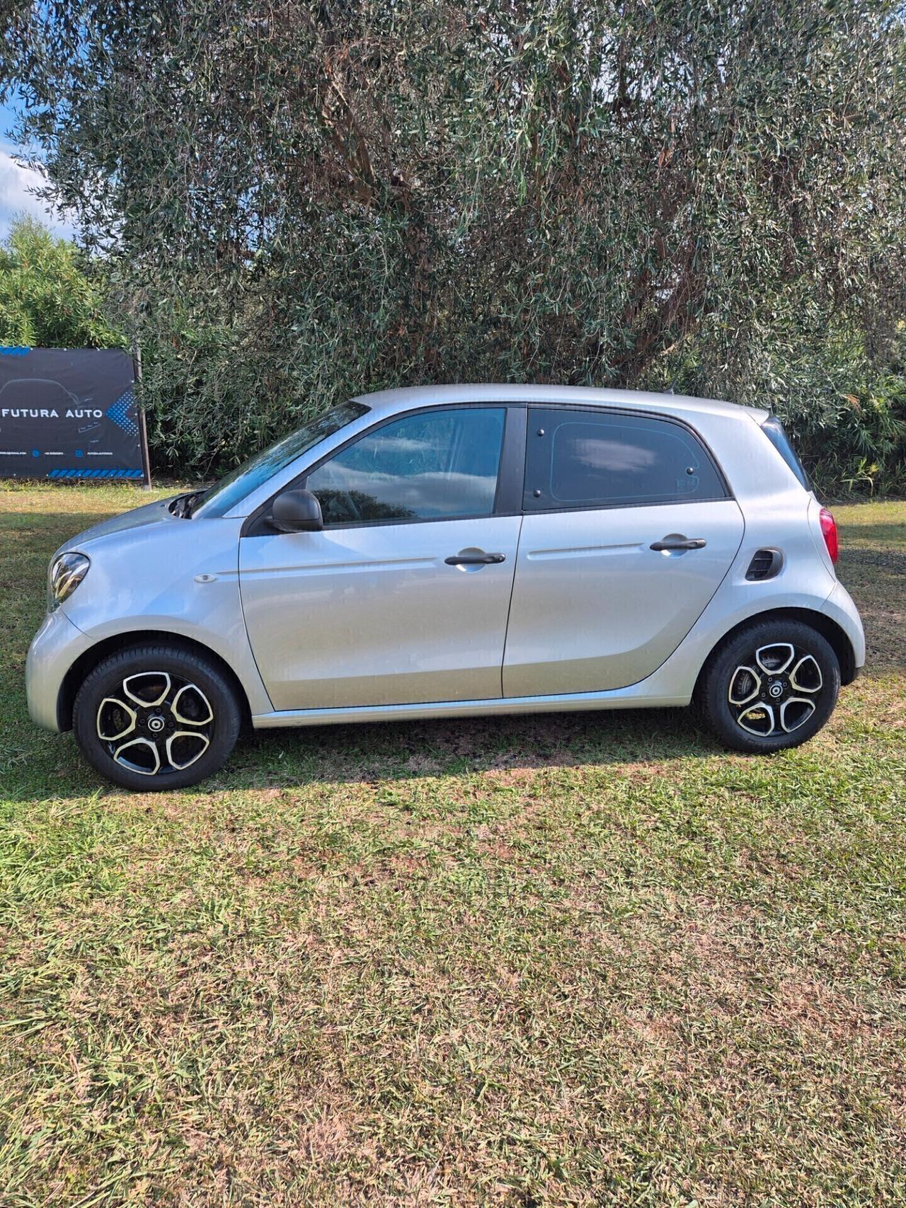 Smart ForFour 70 1.0 Youngster.