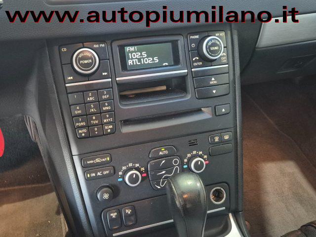 VOLVO XC90 D5 AWD Geartronic Momentum