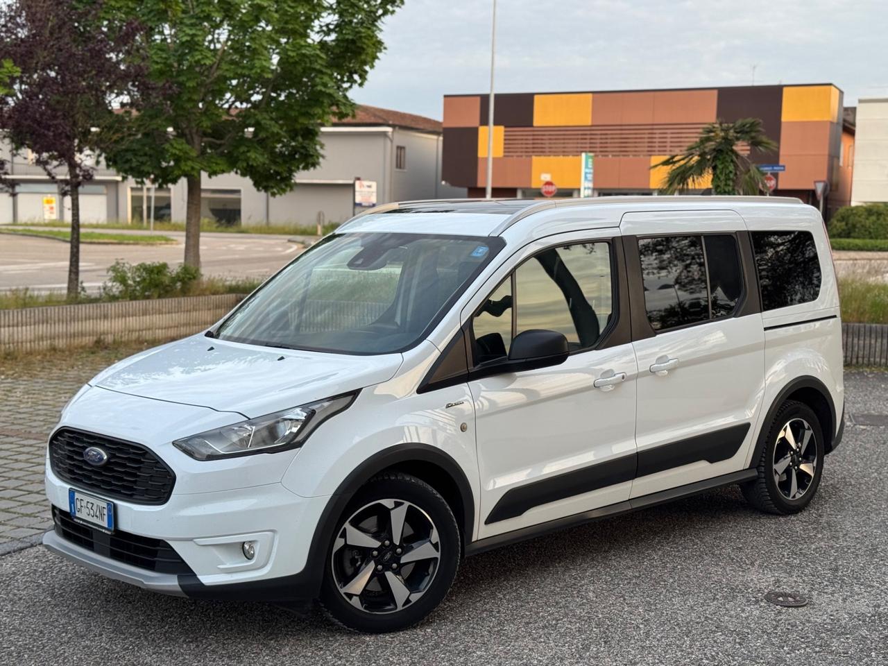 Ford Tourneo Connect Gran Active 1.5d 120 CV
