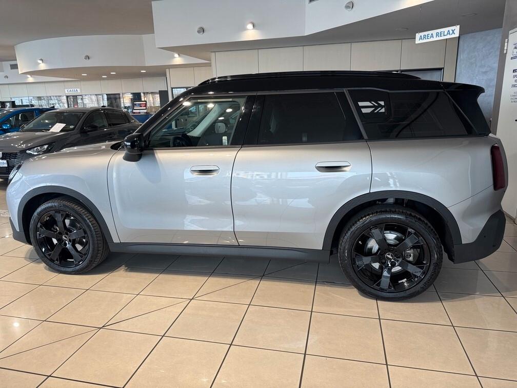 MINI Cooper D Countryman 2.0 Mhev Black Auto Navi Led App conn Cam 19"